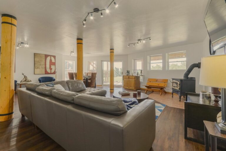 18_5db45f23-c3bd-48f7-95db-4cf27dacb387