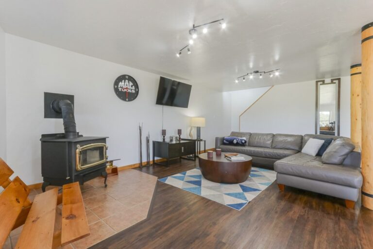 20_28909d77-bb69-490f-9158-62544b839367