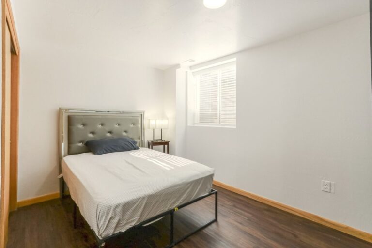 24_03a7f86a-6588-4f8d-8ee8-a226b9c1b98d