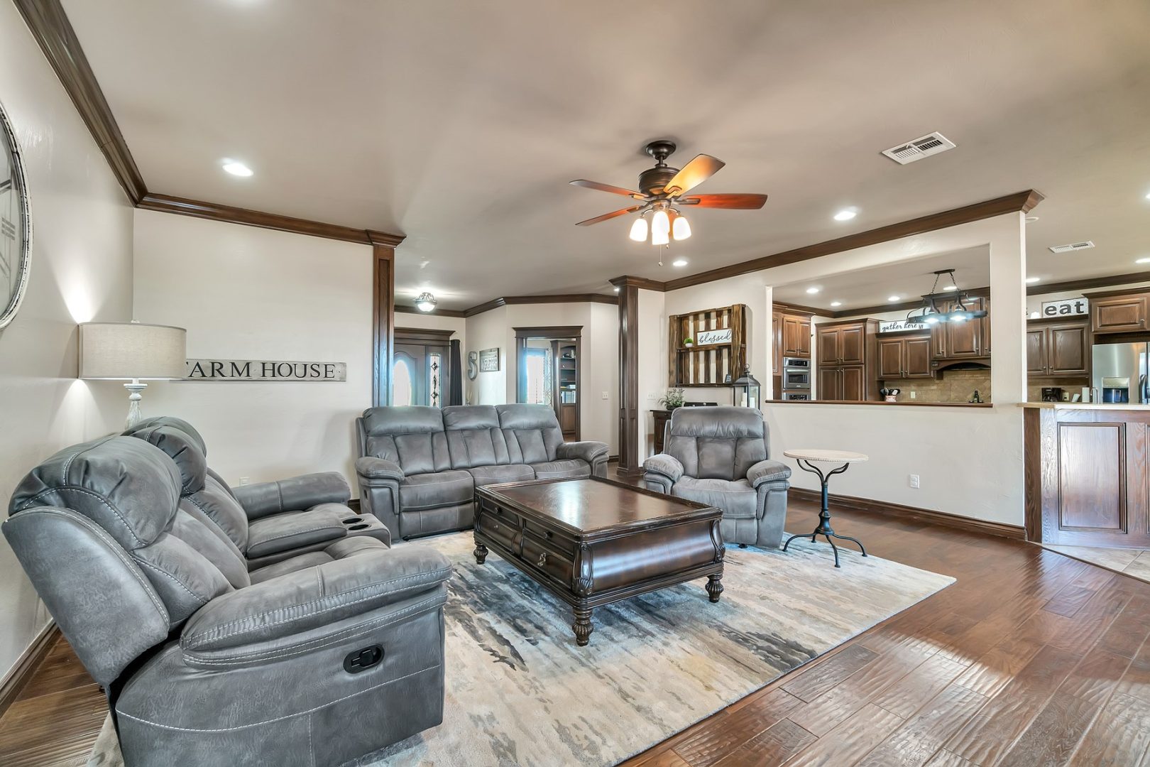 Ranchland in Lone Wolf, OK Home on 275 Acres UCRP