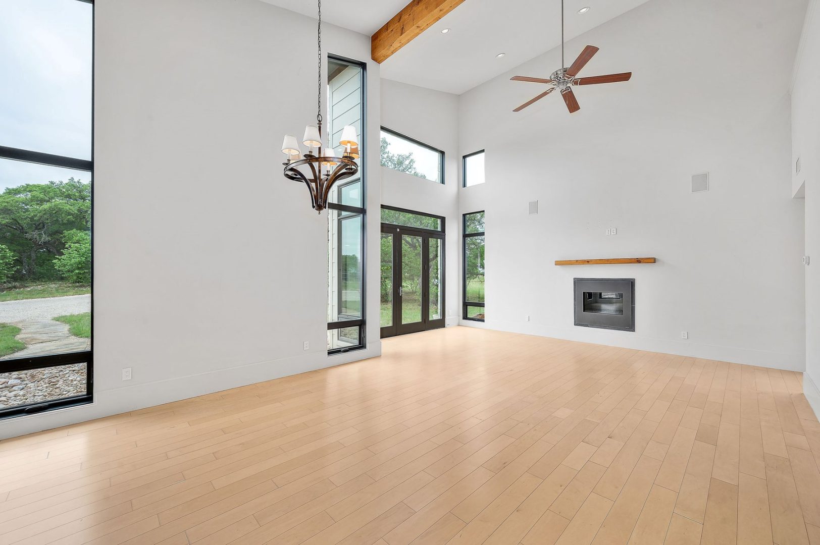 Luxury Ranch in Coryell County, TX Two Homes on 53 Acres UCRP