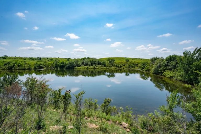 hunting ranch in topeka
