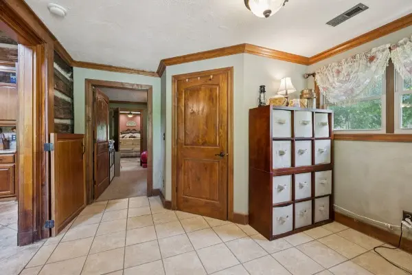 By submitting this image to Realtracs Inc, the User grants to Realtracs Inc an unrestricted license to use the image in compilations of properties and in other ways authorized by the Board of Directors.