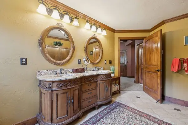 By submitting this image to Realtracs Inc, the User grants to Realtracs Inc an unrestricted license to use the image in compilations of properties and in other ways authorized by the Board of Directors.
