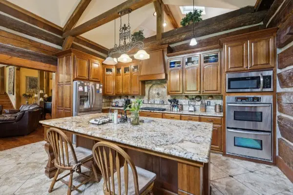 By submitting this image to Realtracs Inc, the User grants to Realtracs Inc an unrestricted license to use the image in compilations of properties and in other ways authorized by the Board of Directors.