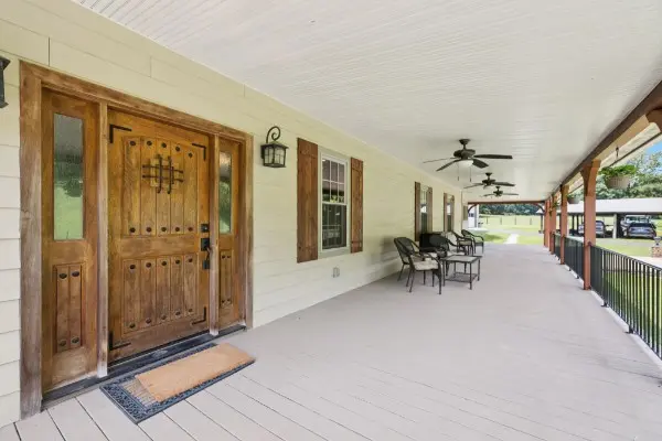 By submitting this image to Realtracs Inc, the User grants to Realtracs Inc an unrestricted license to use the image in compilations of properties and in other ways authorized by the Board of Directors.
