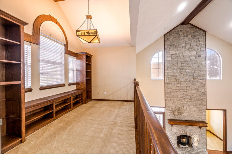 1136 CR 2001 New Boston