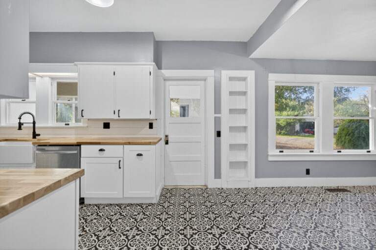 11_925271ae-bda9-4447-b4e8-d0c22b22e92f