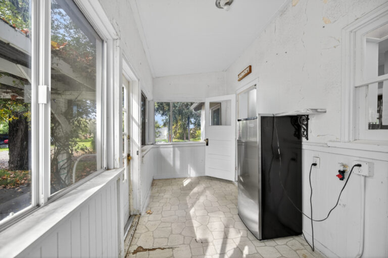 19_195677dc-a0ee-4528-b155-0a9a346329f5