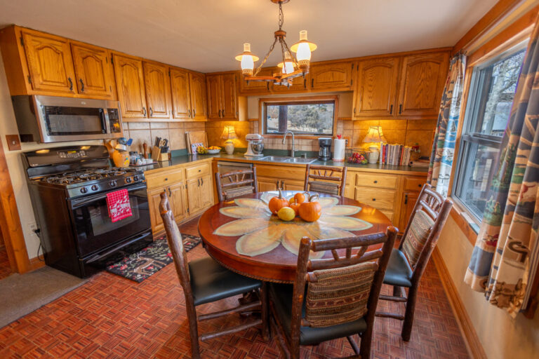 33_22e84d56-5db5-4c7d-99dc-4df7ac96668c