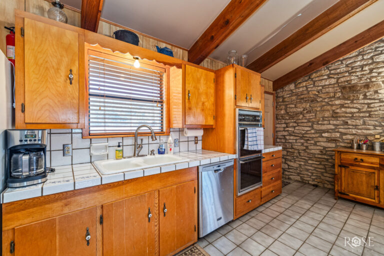 09_417eccc3-8379-4f54-9073-a1af67a9529a