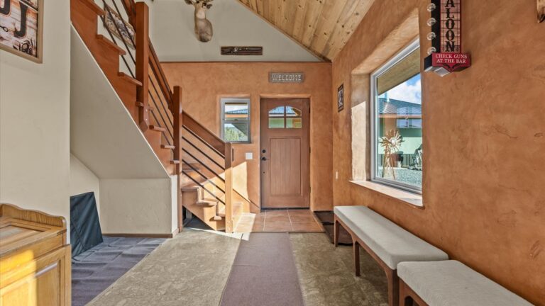 24_05861058-4a9d-42e2-8323-60f9064e13ae