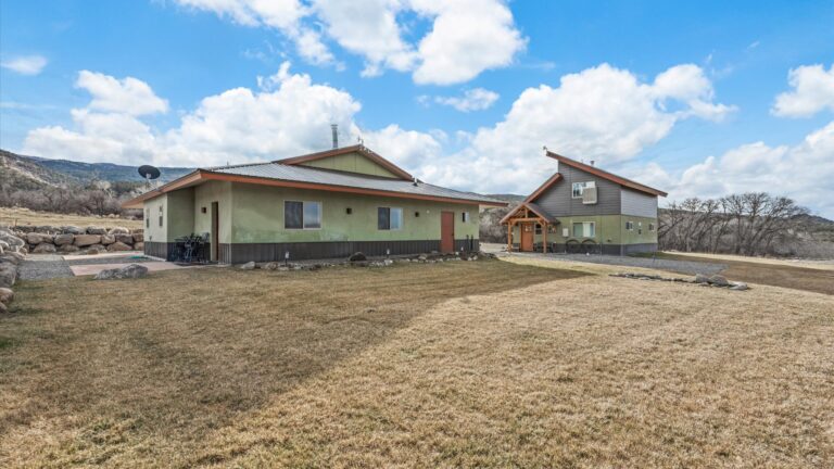 33_f64184f1-1e3f-4fdb-8411-1372994ab55d