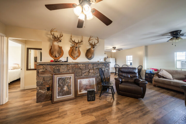 23_673d3d78-4ba6-45b6-a71d-1a57a9833ab9