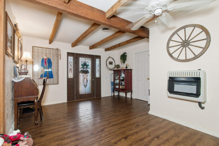 08_2ffd1264-498d-4443-a35c-7d6f552acce7