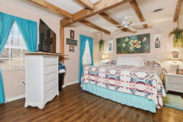 18_78d10bdf-6bd7-43e8-b357-fde3250d5749