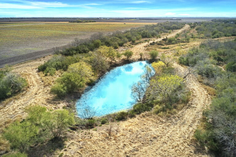 09_1fe9f4dc-d772-45c8-ad40-cbf62f9e9550