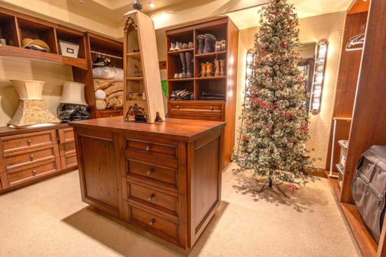 Somerset CO riverfront home for sale