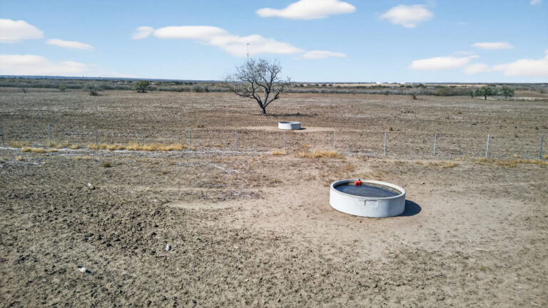 30_843763bc-05c8-40e9-8bd6-8e679acebe30