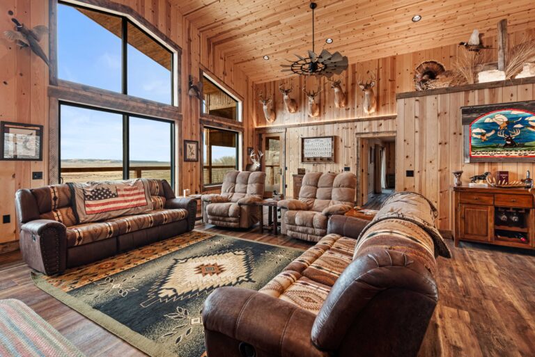 Brock E Glenn (785)313-0256