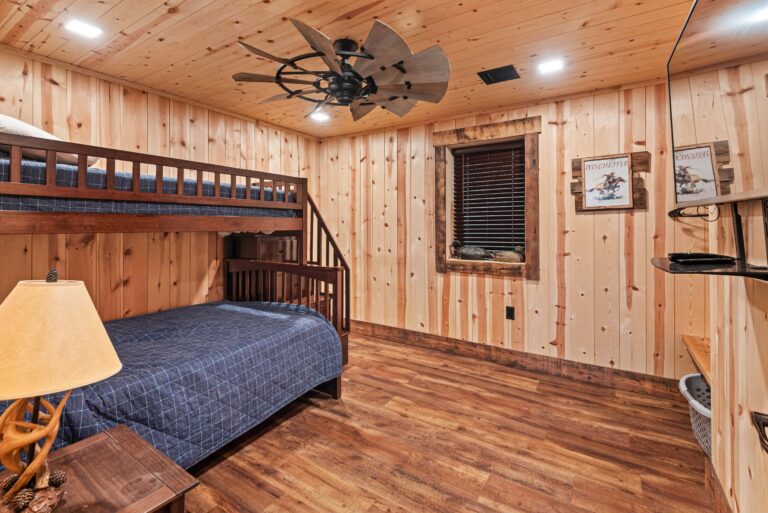 Brock E Glenn (785)313-0256