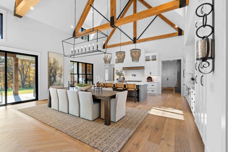 By submitting this image to Realtracs Inc, the User grants to Realtracs Inc an unrestricted license to use the image in compilations of properties and in other ways authorized by the Board of Directors.