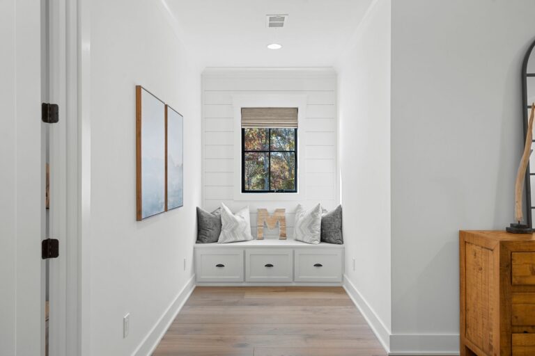 By submitting this image to Realtracs Inc, the User grants to Realtracs Inc an unrestricted license to use the image in compilations of properties and in other ways authorized by the Board of Directors.